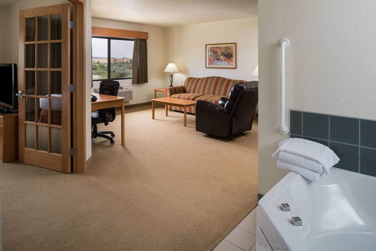 Americinn By Wyndham Belle Fourche Dış mekan fotoğraf