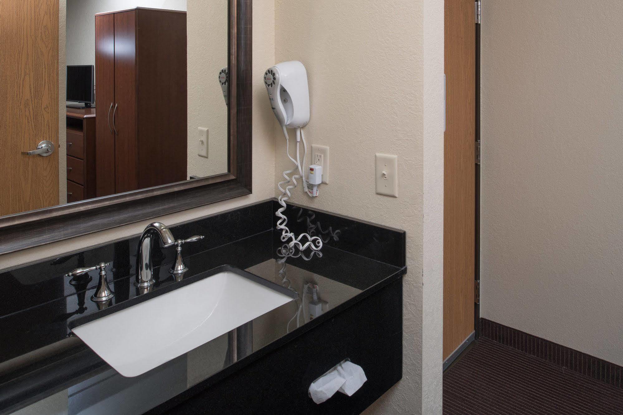 Americinn By Wyndham Belle Fourche Dış mekan fotoğraf